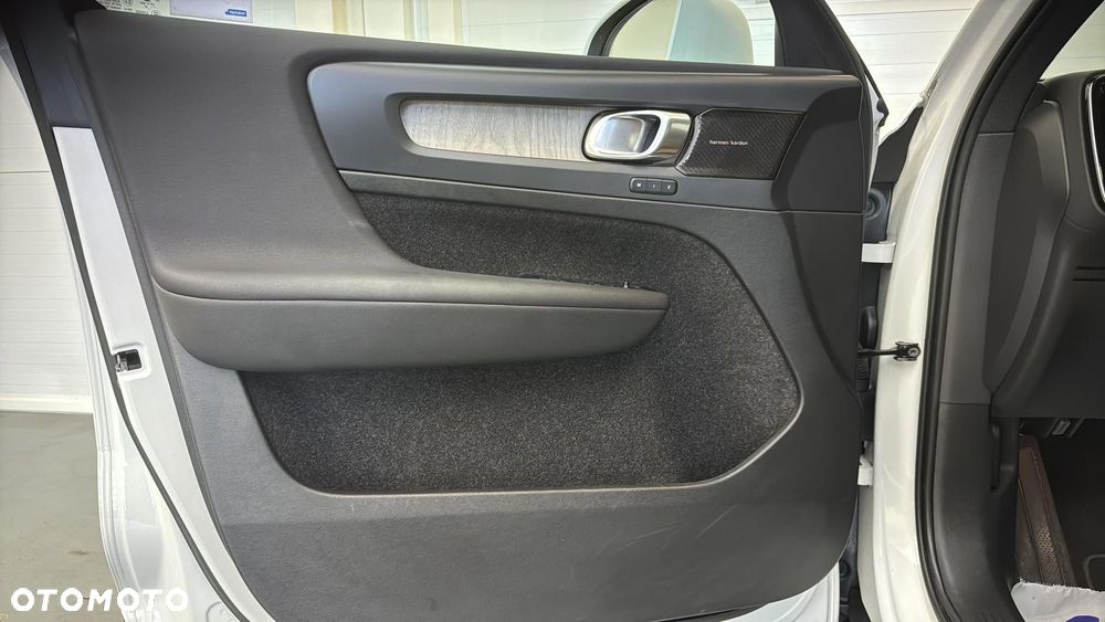 Volvo XC 40 T3 Inscription - 11