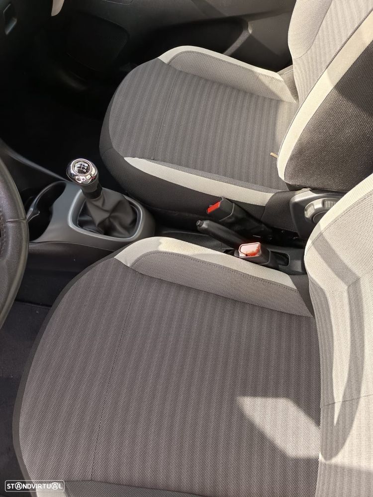 Toyota Aygo - 10