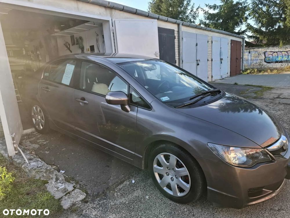 Honda Civic 1.8 Comfort - 2