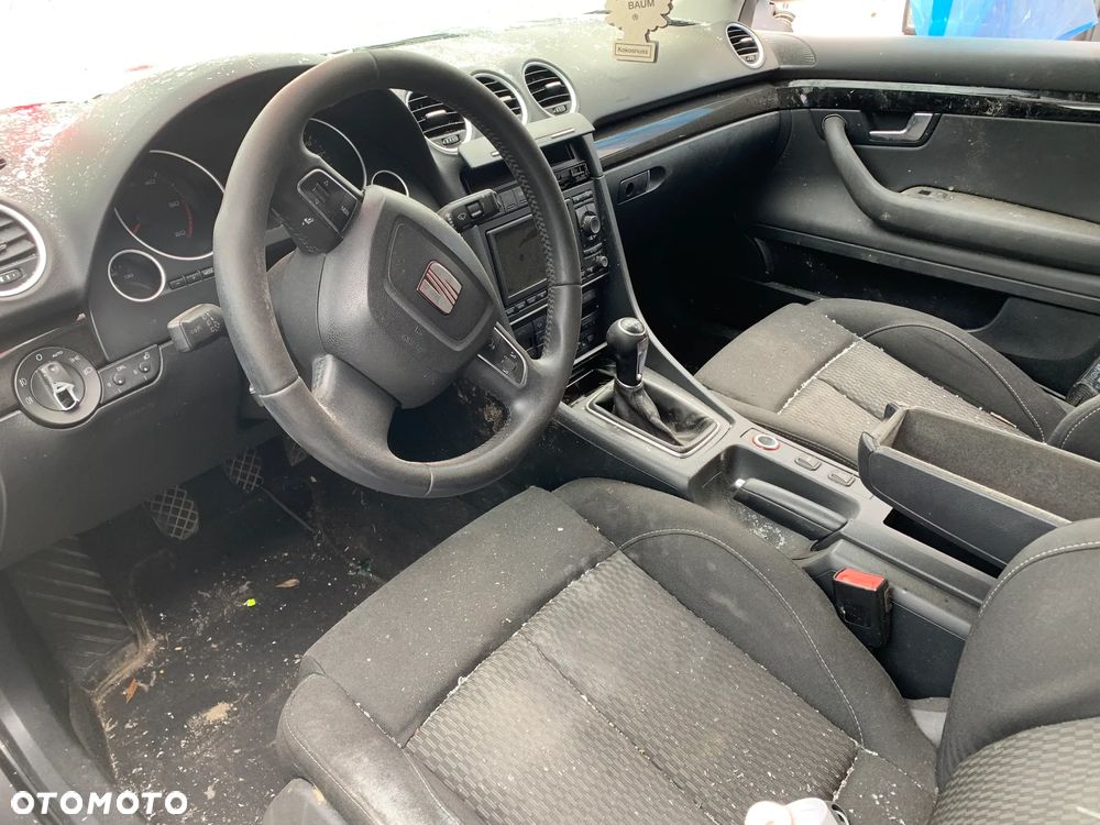 SEAT EXEO 2011 *SAMOCHÓD NA CZĘŚCI* 4521 MASKA, LAMPA, DRZWI, LUSTERKO, ZDERZAK, GRILL, BŁOTNIK, KLAPA, BELKA, DESKA, FOTELE, KANAPA, ĆWIARTKA KIEROWNICA, TARCZE, ZACISKI, ZAWIESZENIE, KOMPLETNY PRZÓD, KOMPLETNY TYŁ, LICZNIK, ZEGARY, PRAWE LEWE PRZÓD TYŁ - 5
