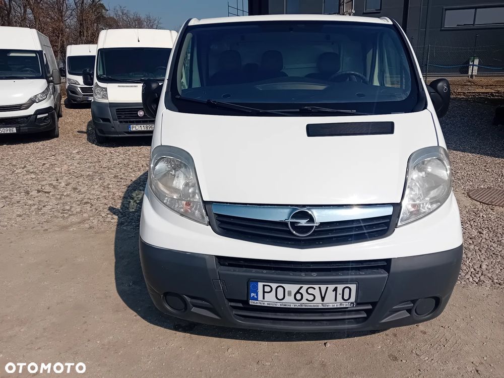 Opel Vivaro - 2