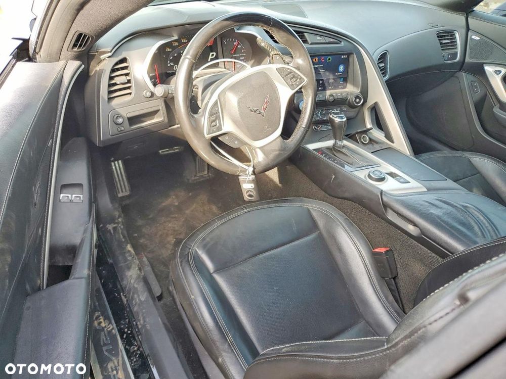 Chevrolet Corvette - 7