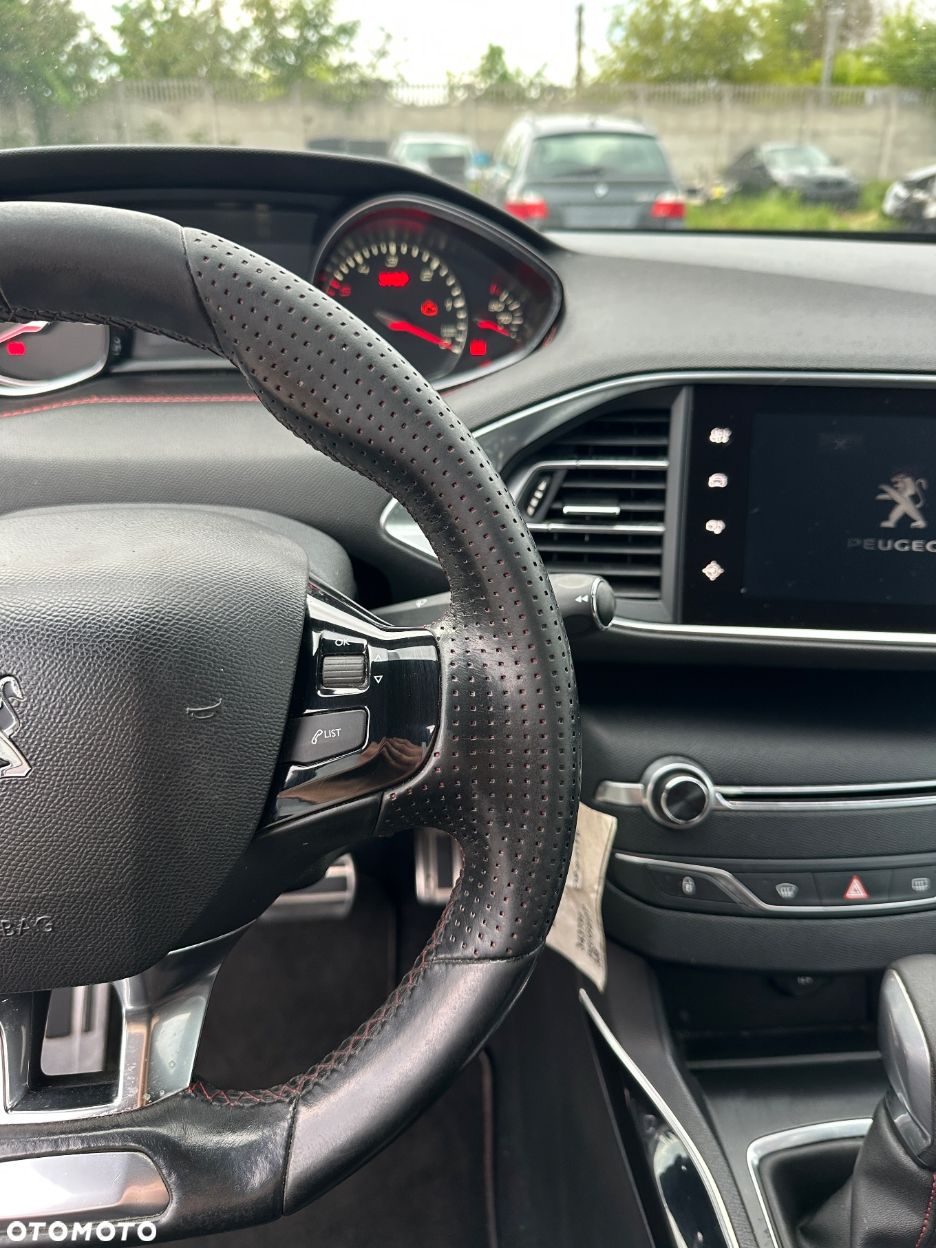 Peugeot 308 SW BlueHDi 120 EAT6 Stop & Start GT-Line Edition - 24