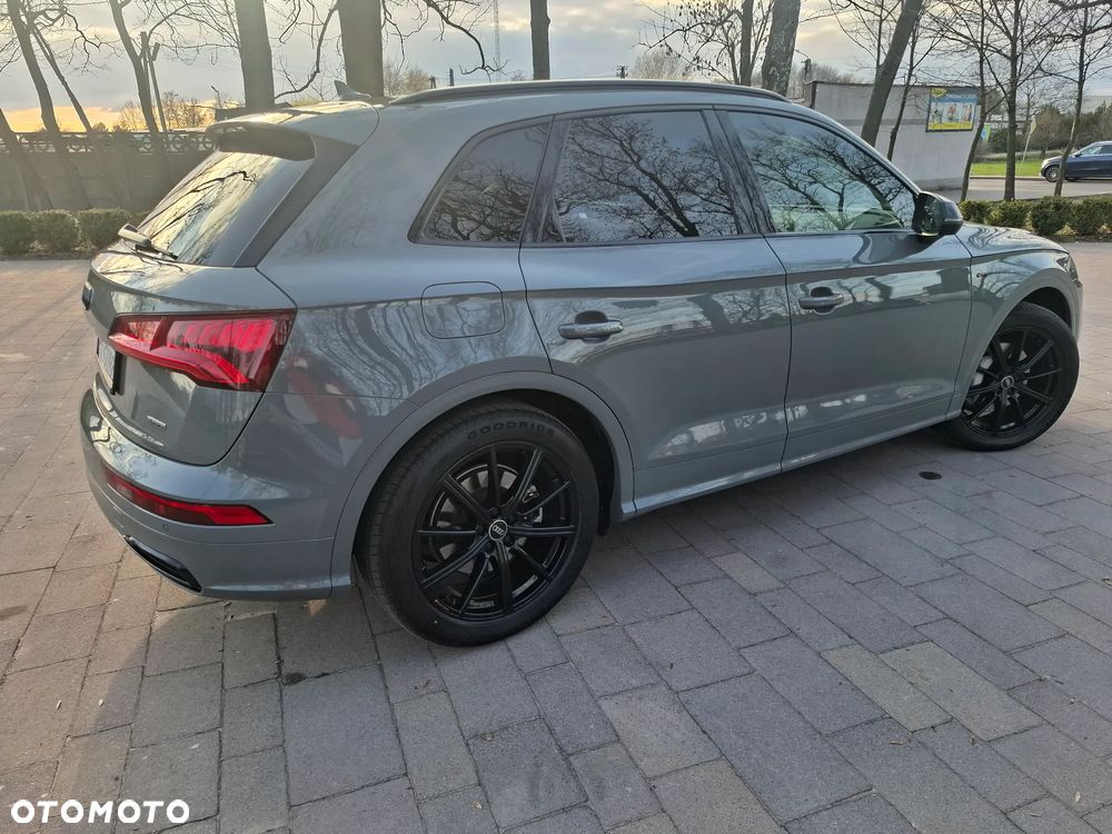 Audi Q5 50 TFSIe quattro S tronic - 4