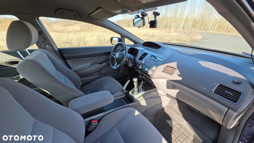 Honda Civic 1.8 Comfort - 15