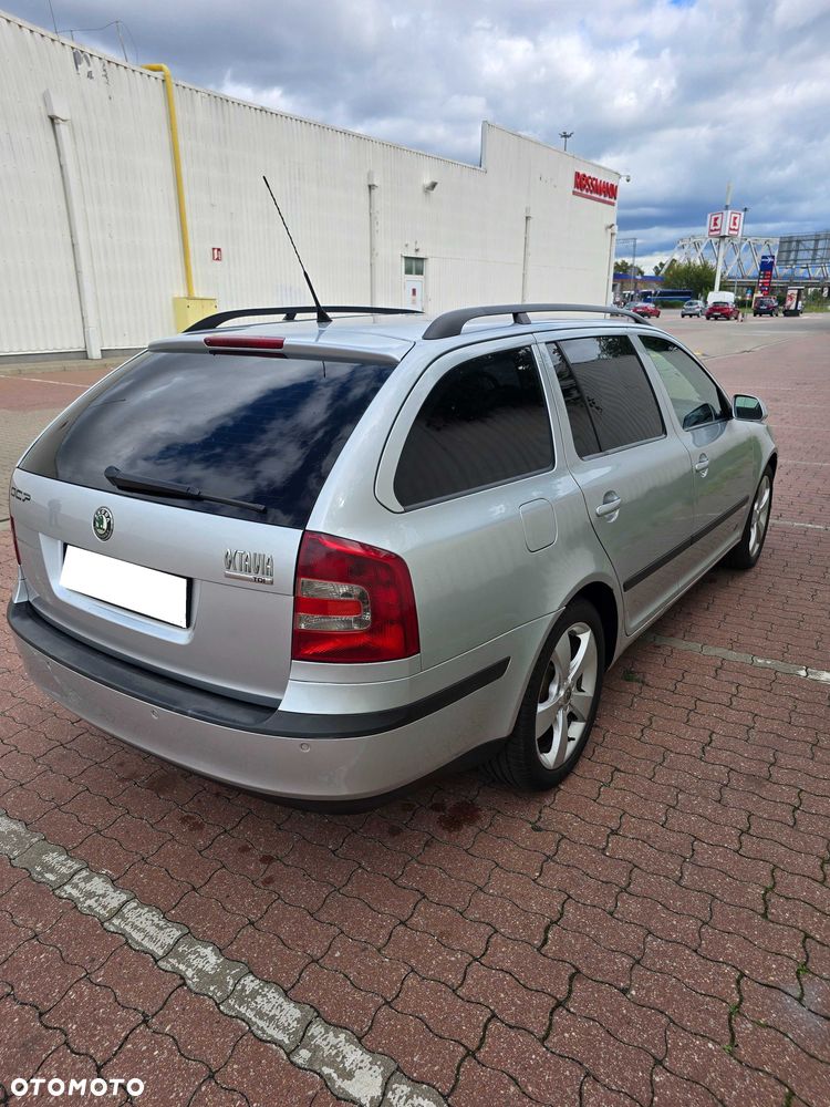 Skoda Octavia - 3