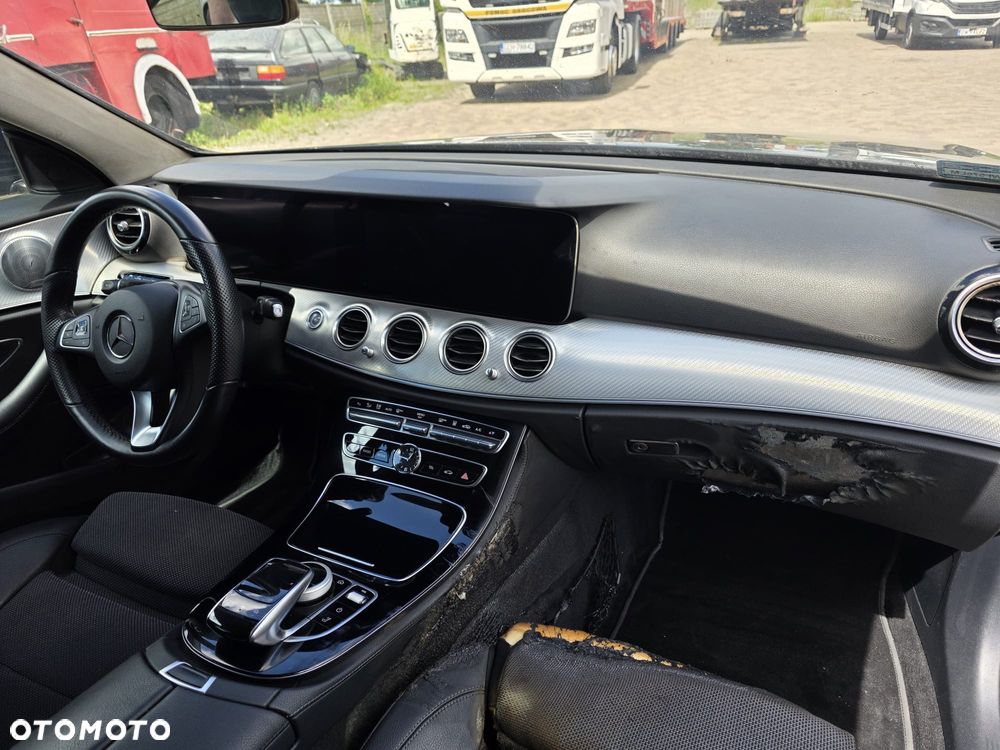 Mercedes-Benz Klasa E 220 d 4Matic All-Terrain 9G-TRONIC Avantgarde - 11