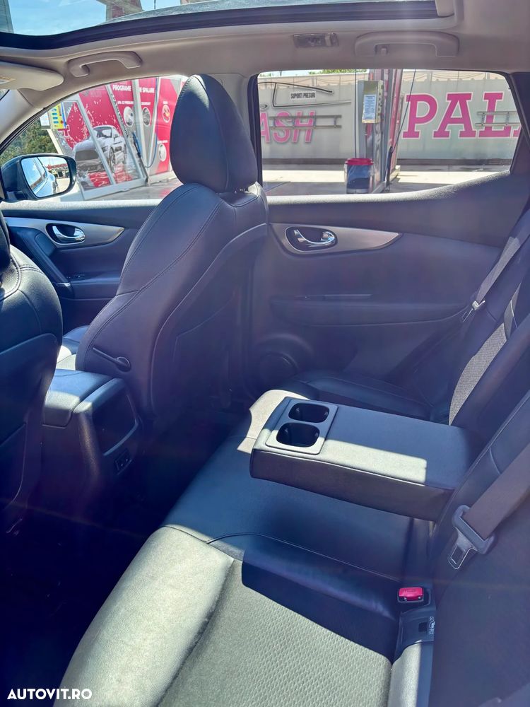 Nissan Qashqai 1.3 DIG-T TEKNA - 11