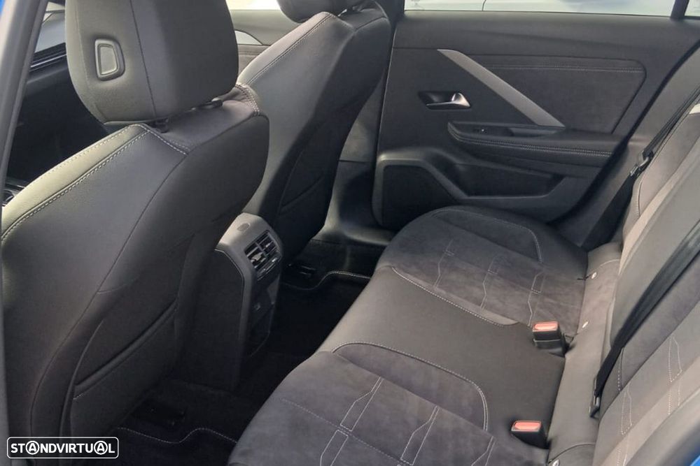 Opel Astra 54 kWh GS - 4