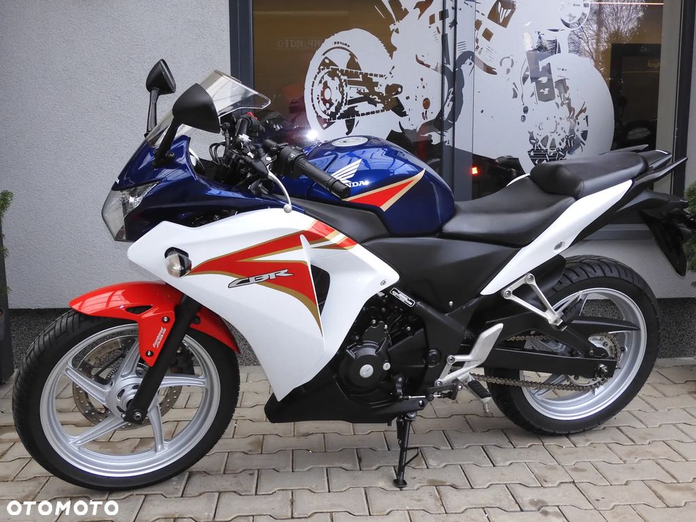 Honda CBR - 21