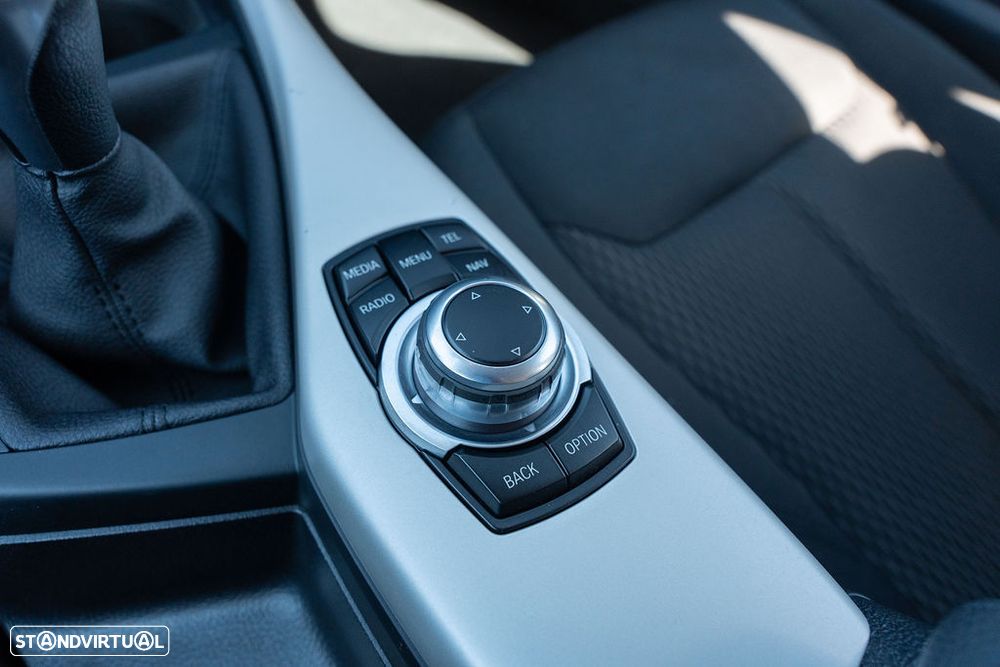 BMW 116 d Advantage - 12