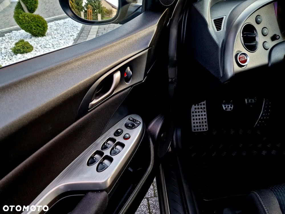 Honda Civic 1.8 Sport - 19