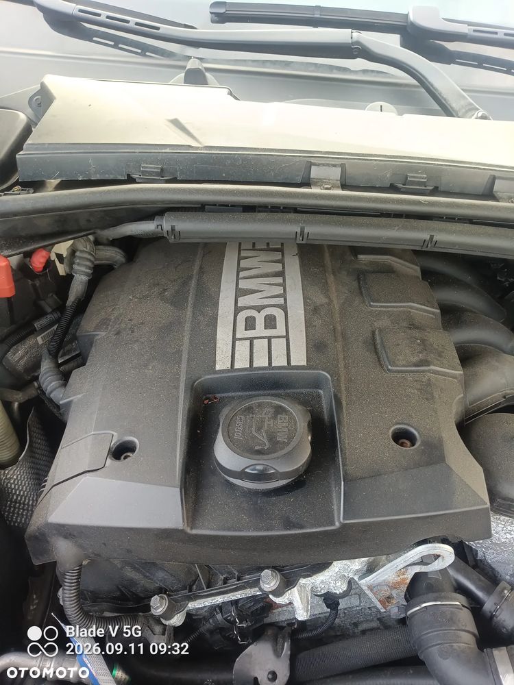 BMW Seria 3 318i Edition Exclusive - 8