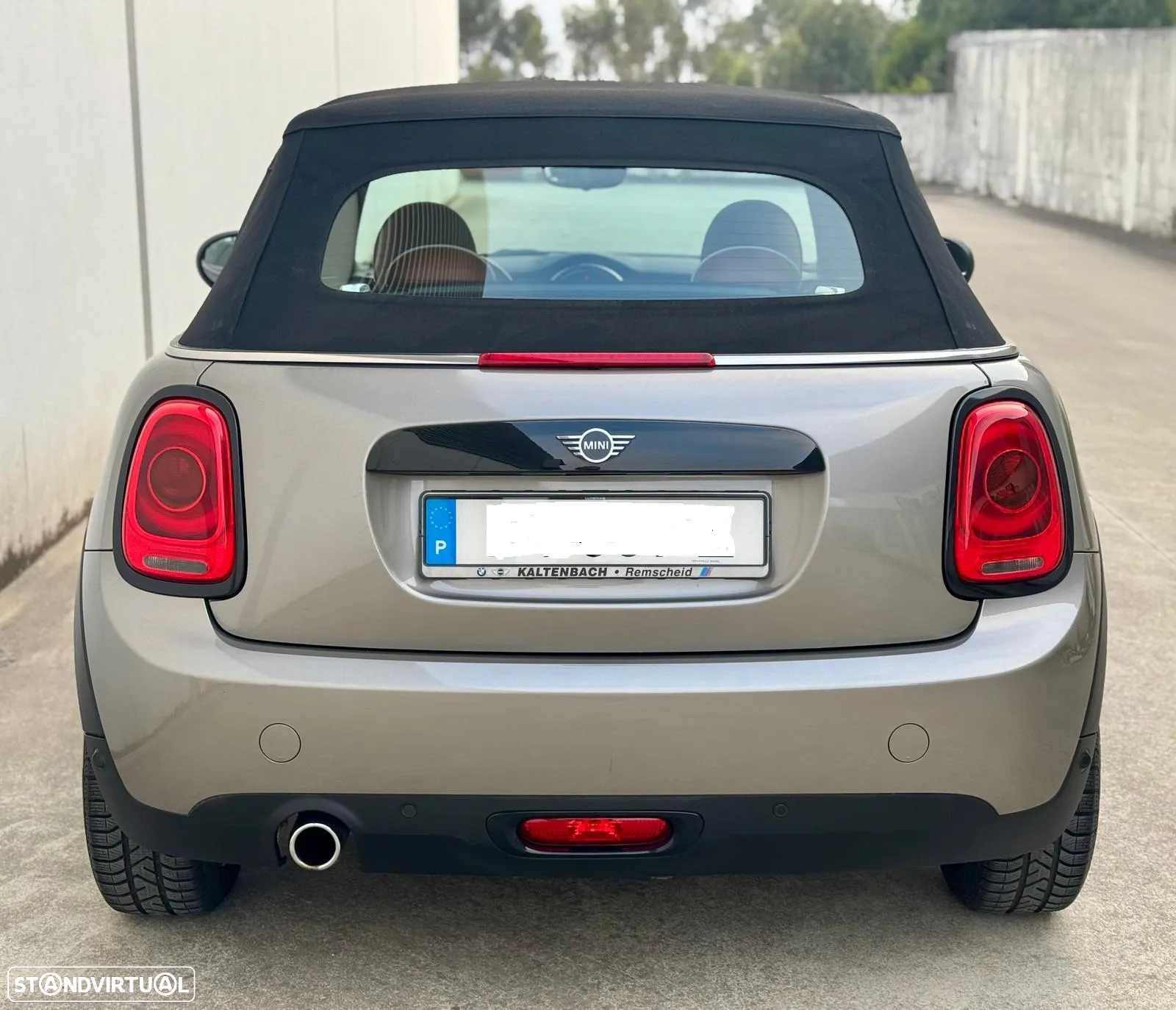 MINI Cabrio Cooper D Auto - 8