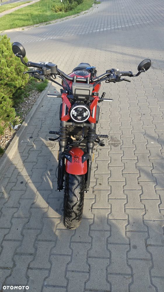 Zontes 125C - 4
