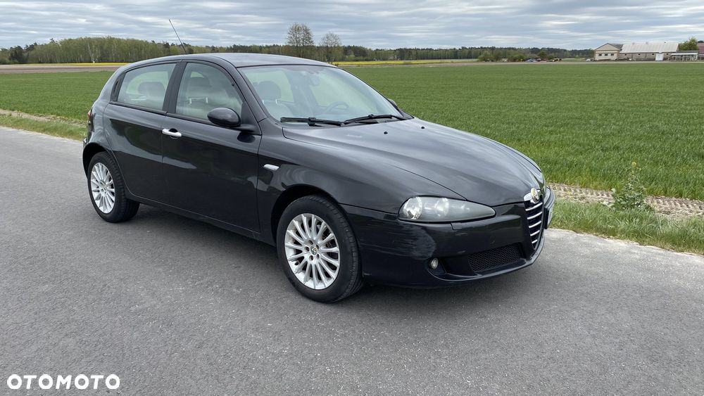 Alfa Romeo 147 1.9 JTD 16V Progression - 11
