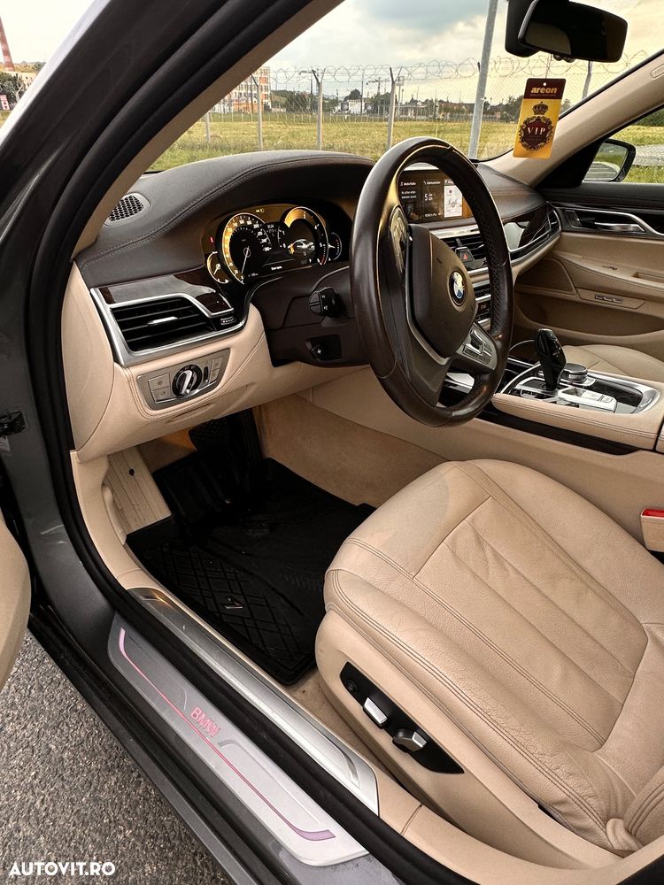 BMW Seria 7 730d xDrive - 15