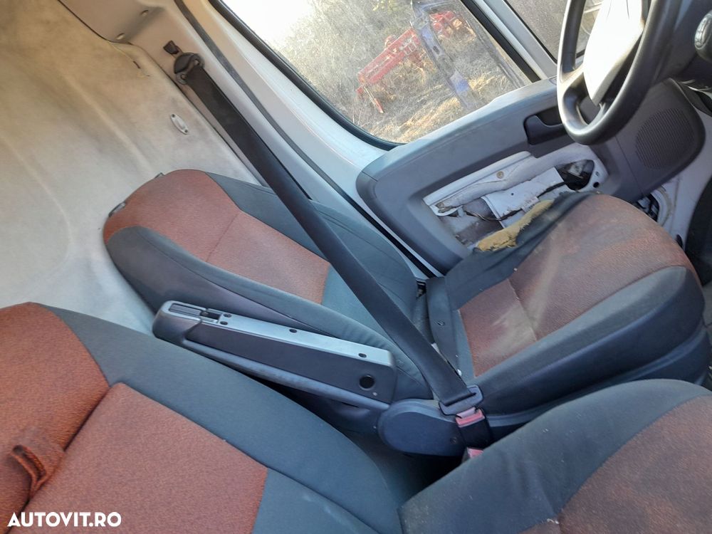 Dezmembrari  Fiat DUCATO (250, 290)  2006  > 0000 120 Multijet 2,3 D - 7