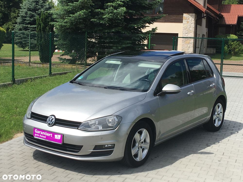 Volkswagen Golf - 1