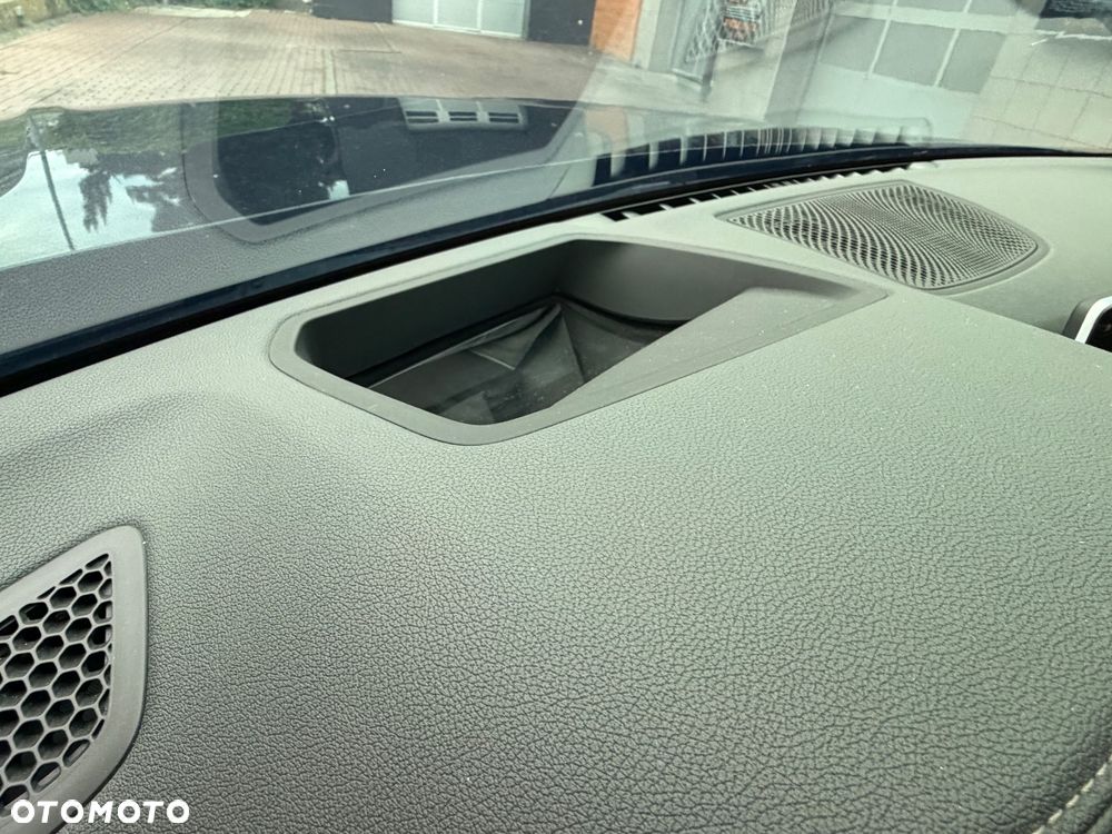 BMW Seria 7 - 17