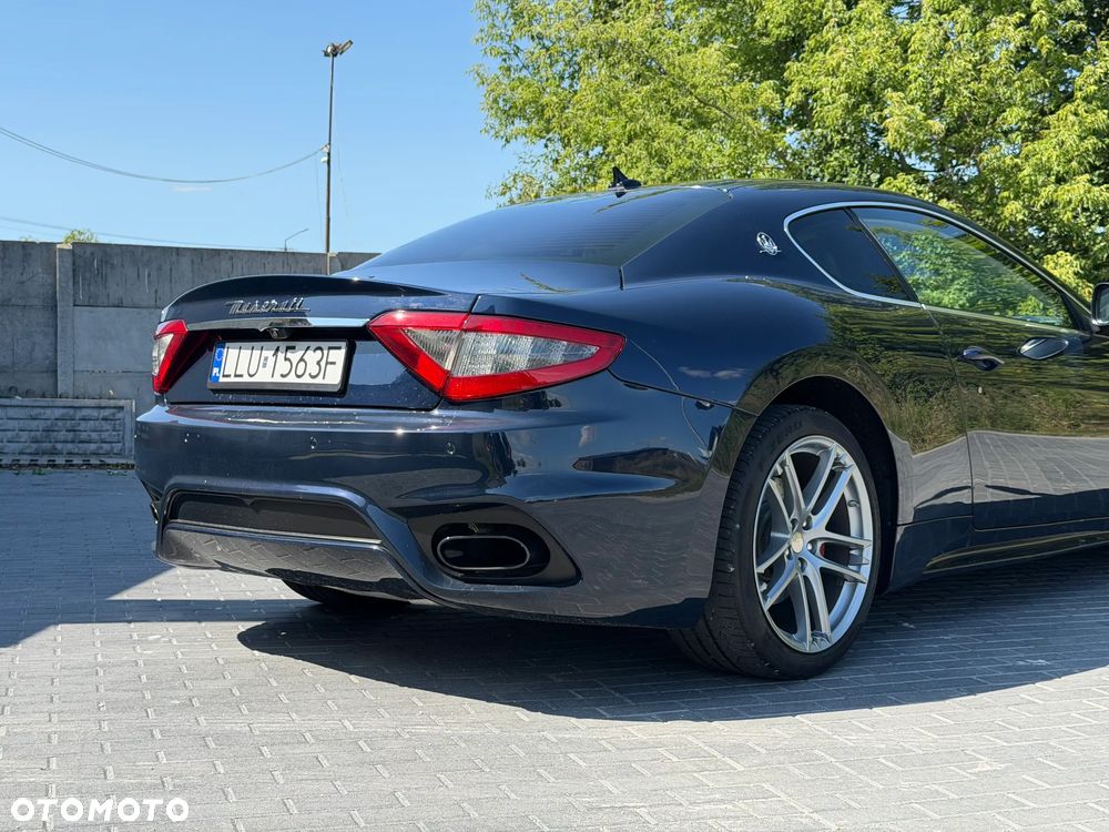 Maserati GranTurismo S - 10