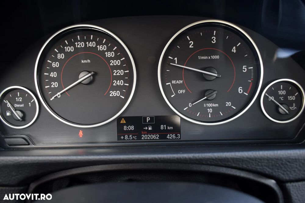 BMW Seria 3 318d DPF Aut. Edition Sport - 19