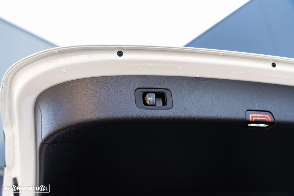 Mercedes-Benz GLC 300 de 4Matic 9G-TRONIC Edition AMG Line - 47