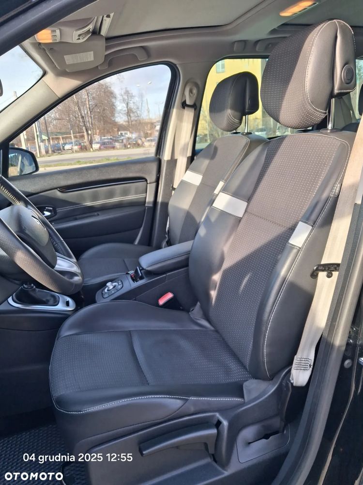 Renault Grand Scenic dCi 130 FAP Start & Stop Bose Edition - 11