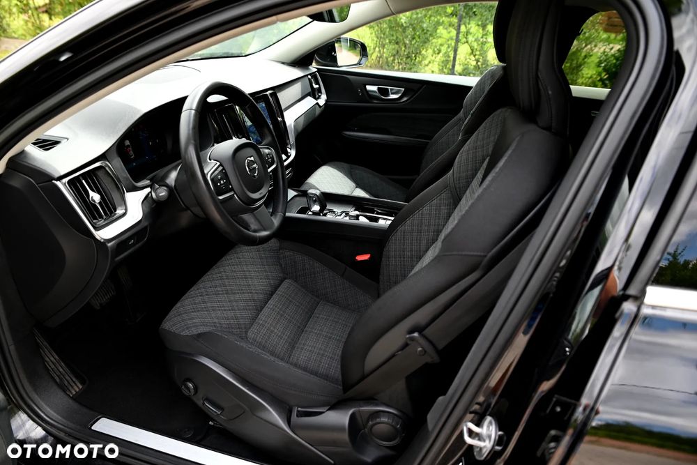Volvo V60 B3 B Geartronic Momentum Core - 20