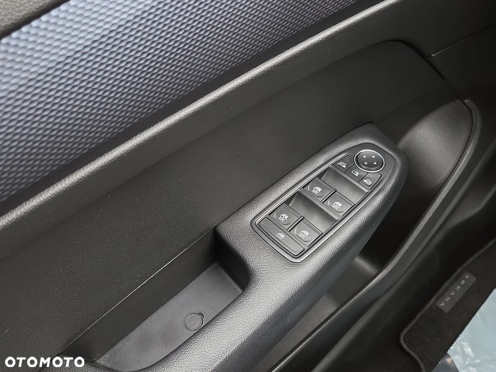 Renault Arkana 1.6 E-TECH Zen MMT - 12