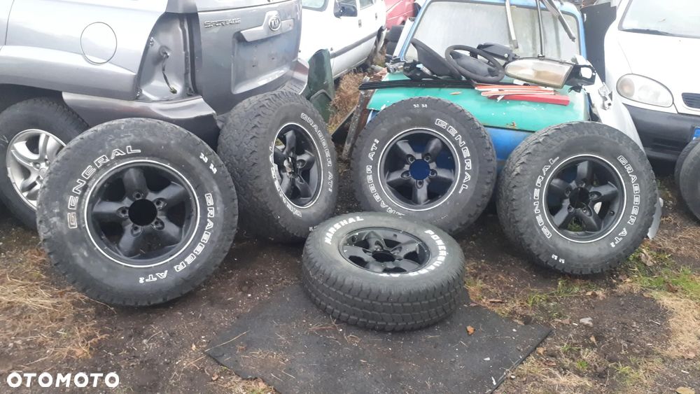 Łada 2121 Niva 2107 Silnik 1,7 Skrzynia Zawieszenie Mosty Koła Drzwi Lampy Kanapa - 36