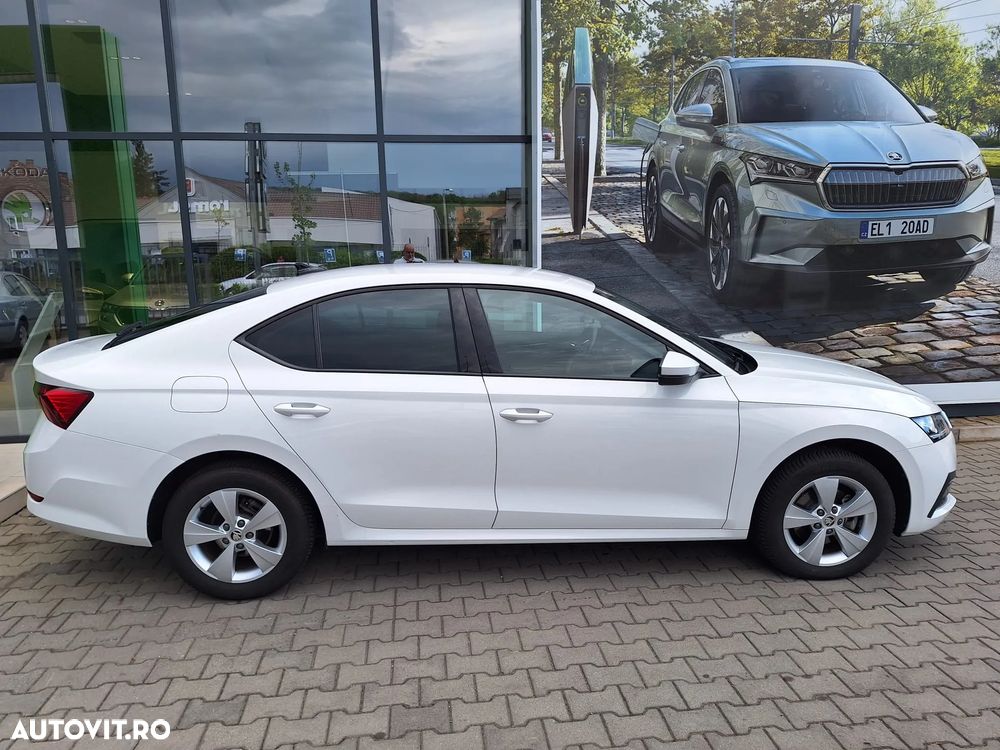Skoda Octavia 1.5 TSI DSG MHEV Style - 9