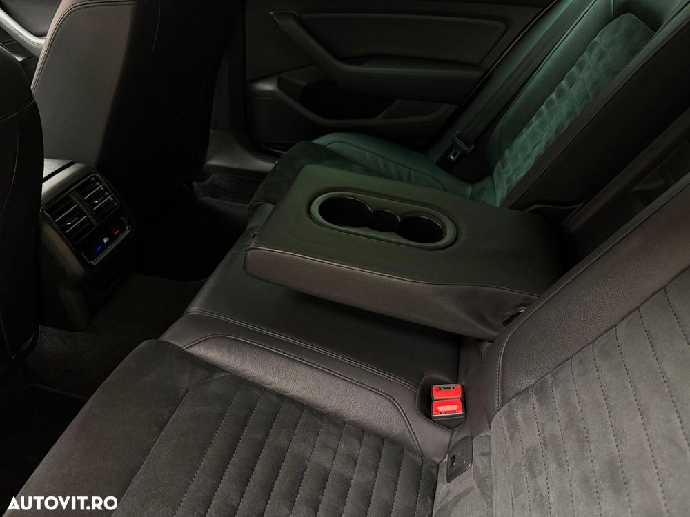 Volkswagen Passat - 19