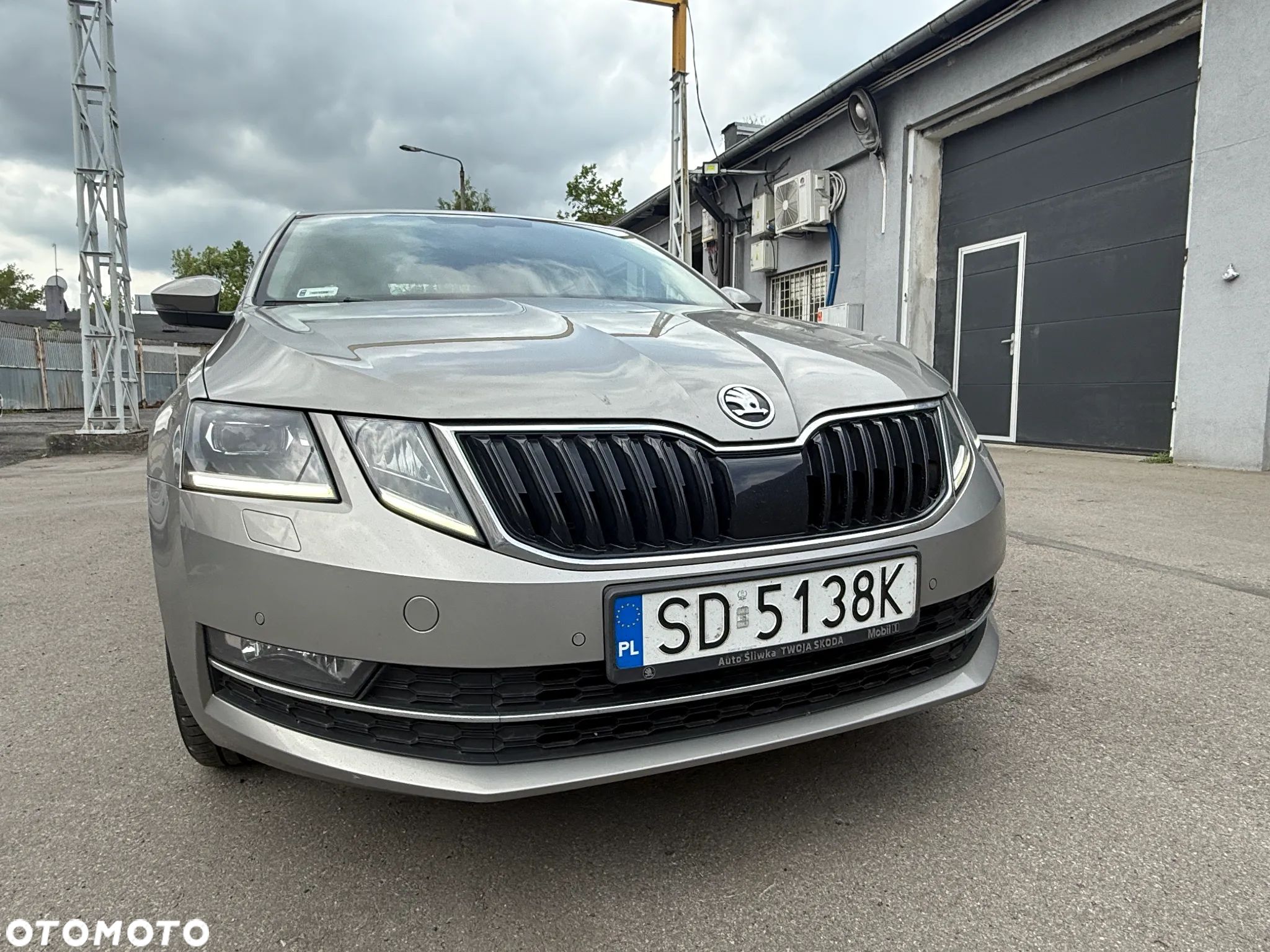 Skoda Octavia 2.0 TDI SCR Style DSG - 1