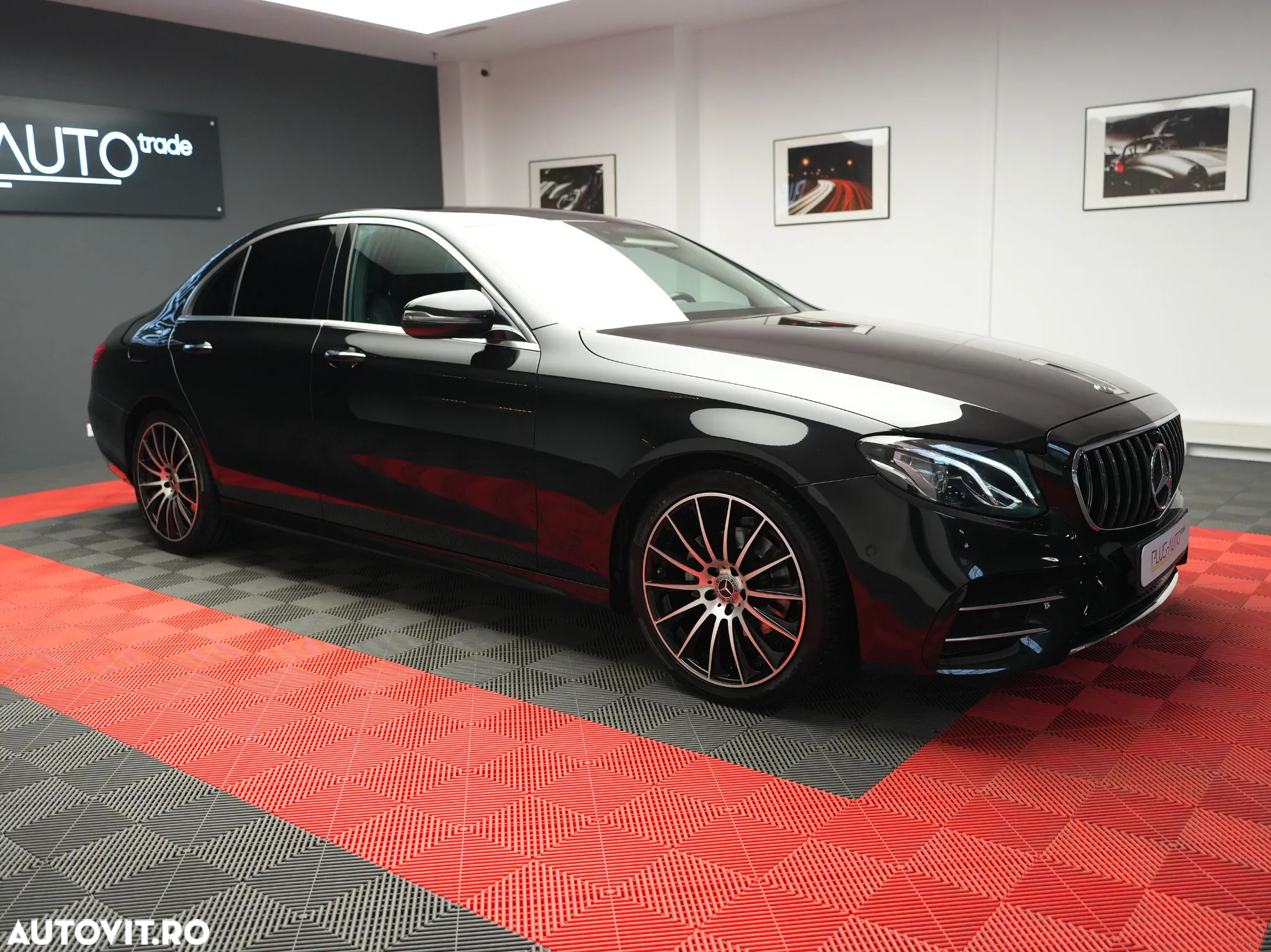 Mercedes-Benz E 200 d 9G-TRONIC AMG Line - 2