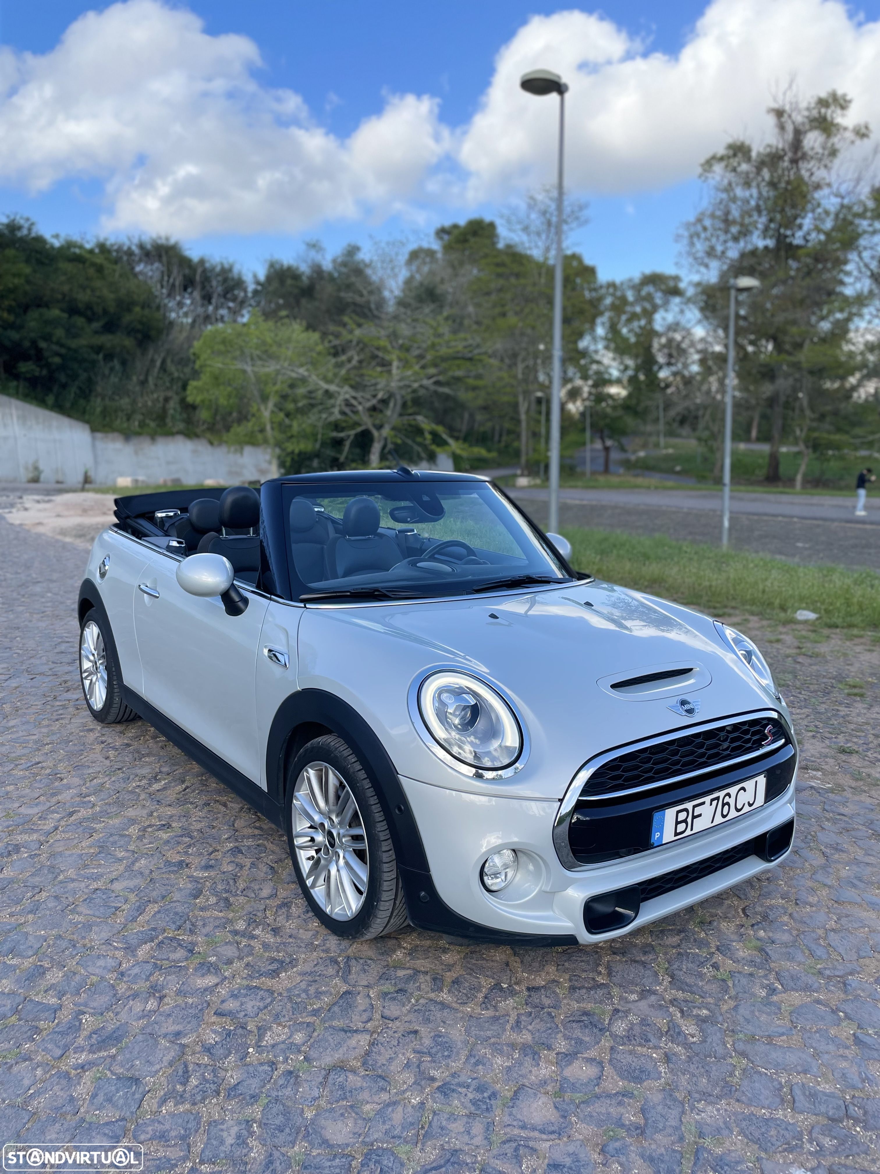 MINI Cabrio Cooper S - 1