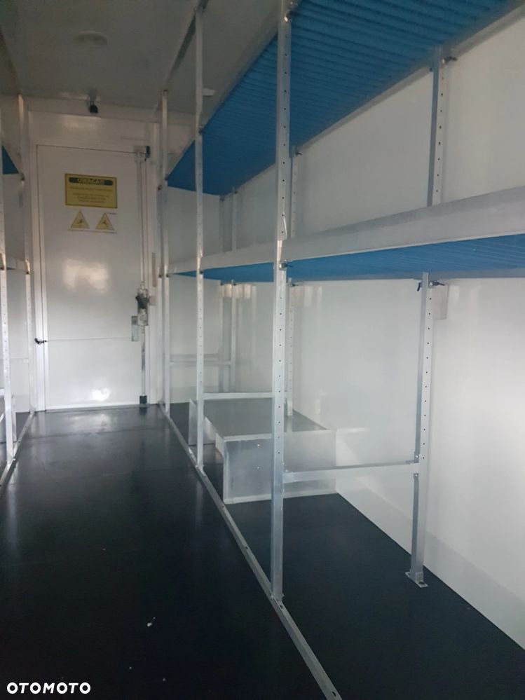 Iveco DAILY KONTENER NISKOPODŁOGOWY 4,43x2,23x2,42 SKLEP FOODTRUCK BAR KLIMA KONIOWÓZ KAMPER - 23