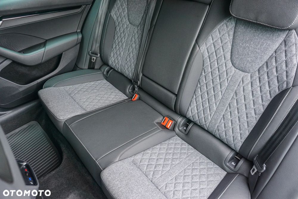 Skoda Octavia 2.0 TSI Sportline 4x4 DSG - 31