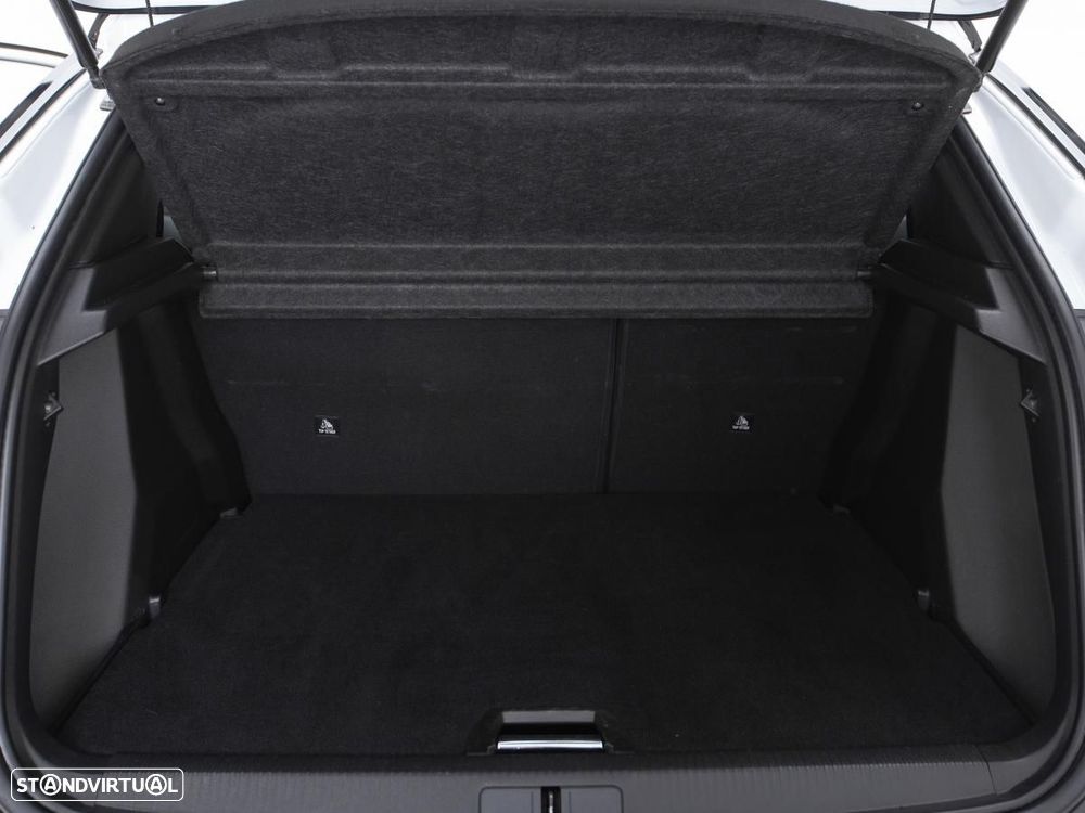 Peugeot 2008 1.5 BlueHDi GT EAT8 - 13