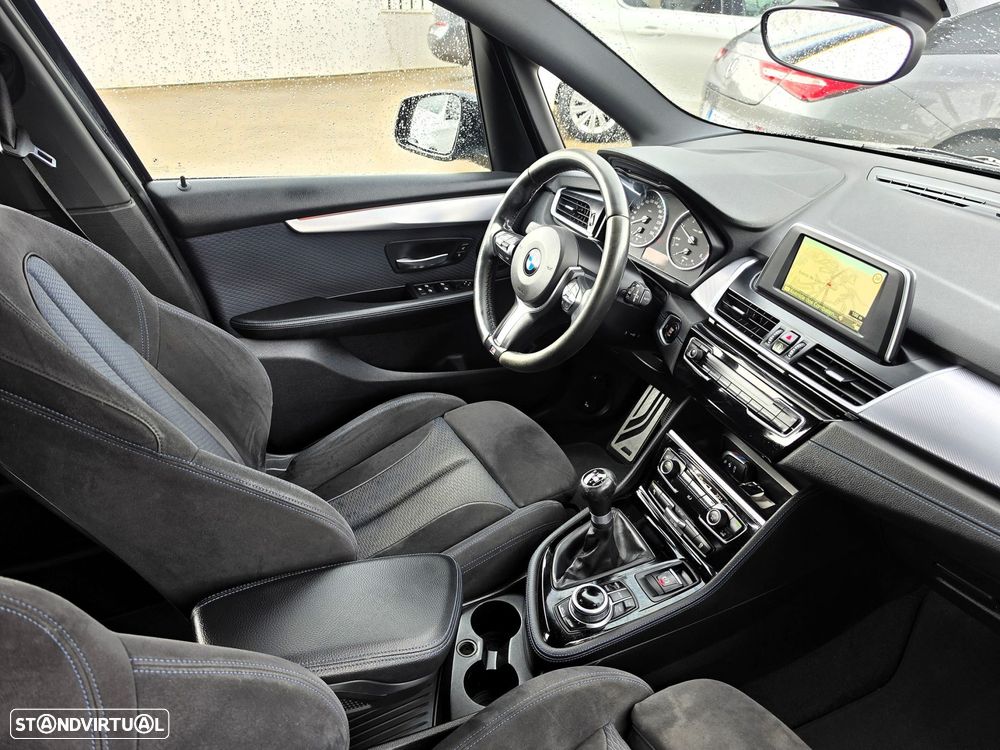BMW 216 Active Tourer d Pack M - 27
