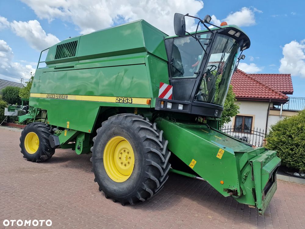 John Deere 2254, 2000r., 4.8m