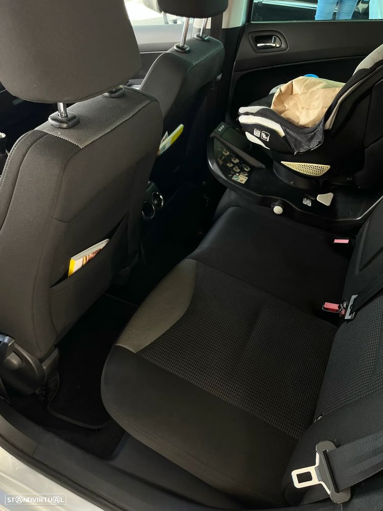 Peugeot 308 SW 1.6 HDi Executive - 8