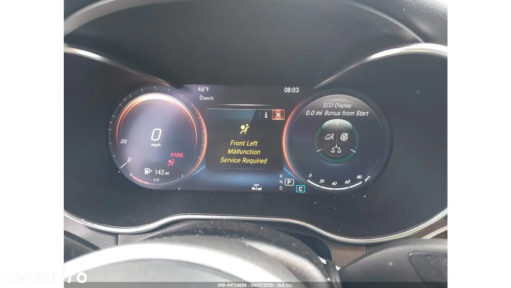Mercedes-Benz GLC 300 4Matic 9G-TRONIC AMG Line - 11