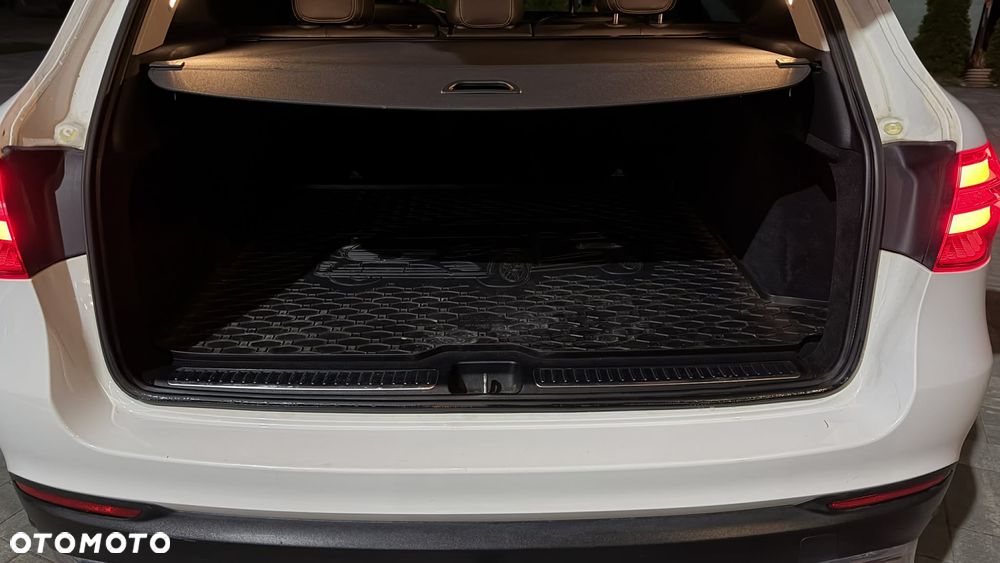 Mercedes-Benz GLC 220 d 4-Matic - 13