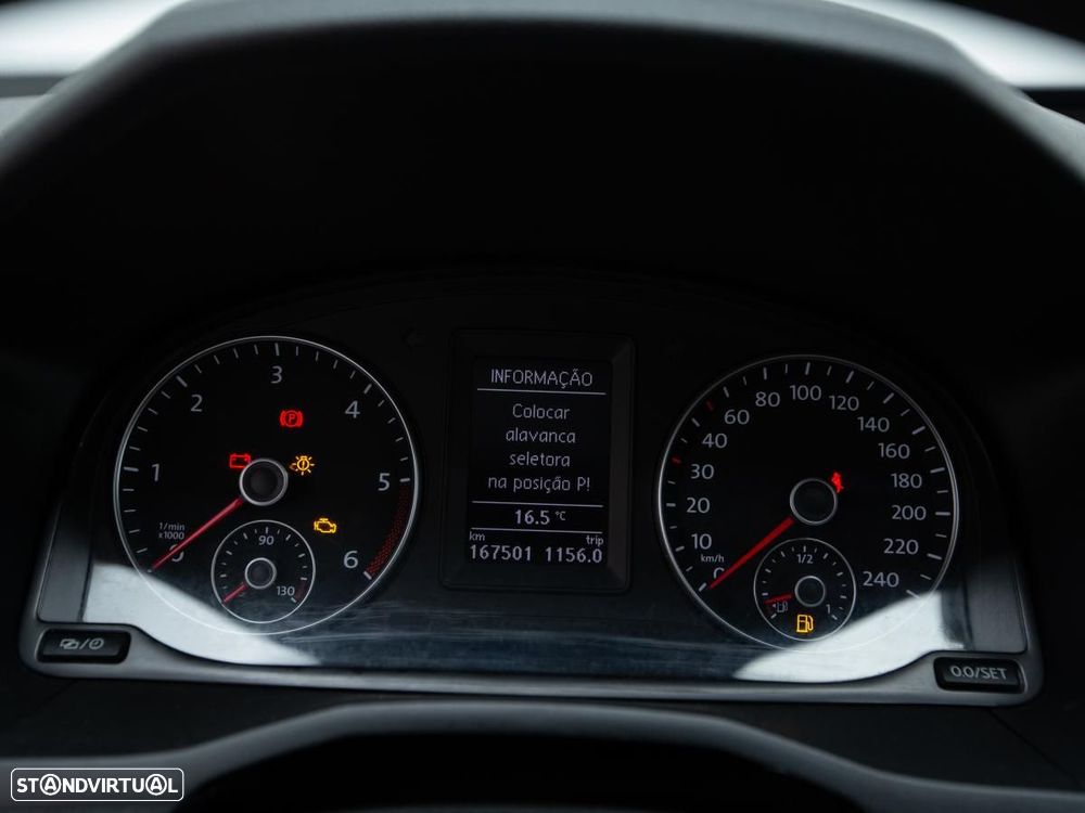 VW Caddy 2.0 TDI DSG C/IVA - 17