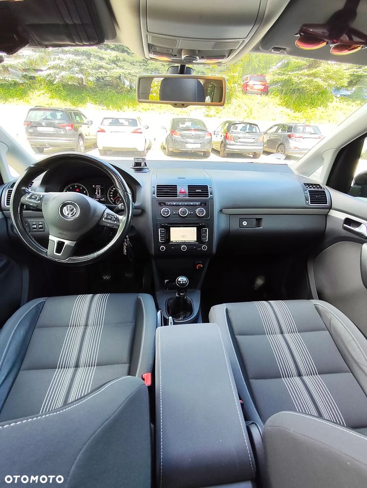 Volkswagen Touran 1.2 TSI BlueMot Trendline - 23