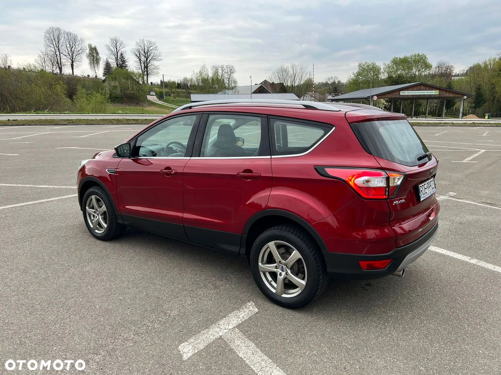 Ford Kuga - 4