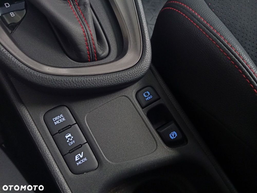 Toyota Yaris Cross - 19