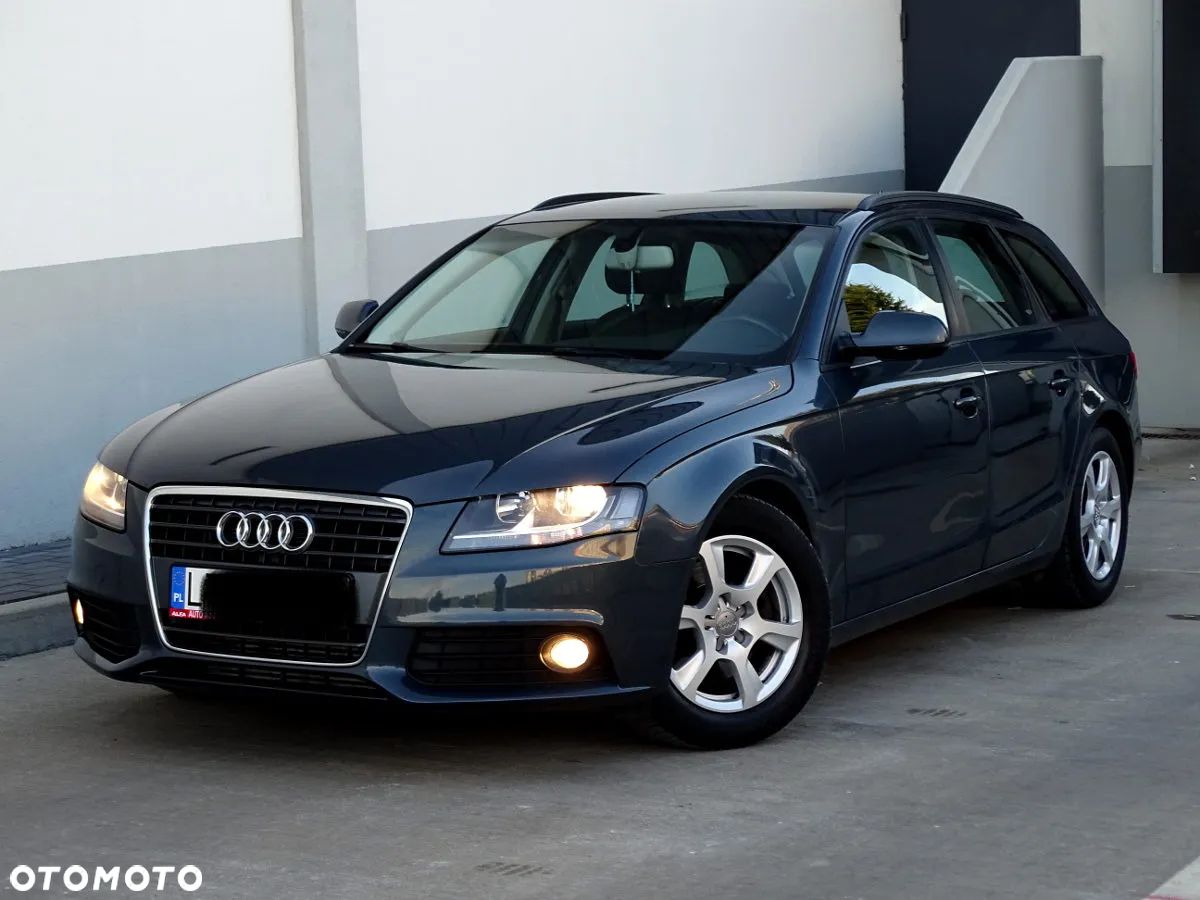 Audi A4 - 1