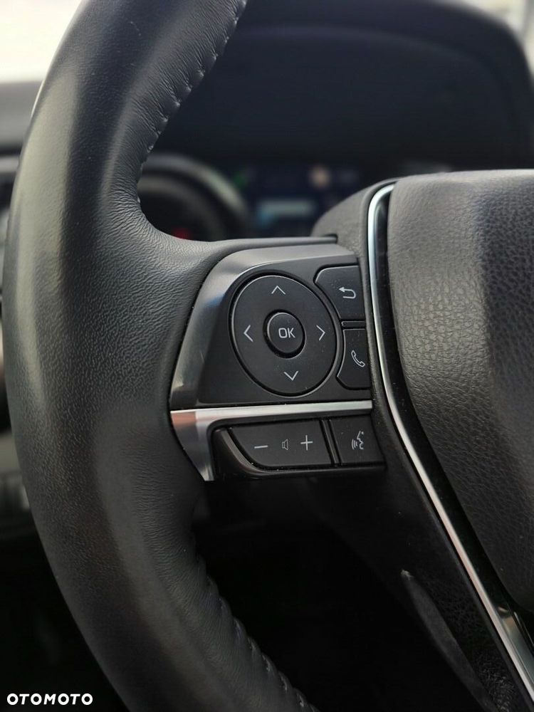 Toyota Camry 2.5 Hybrid Executive CVT - 16